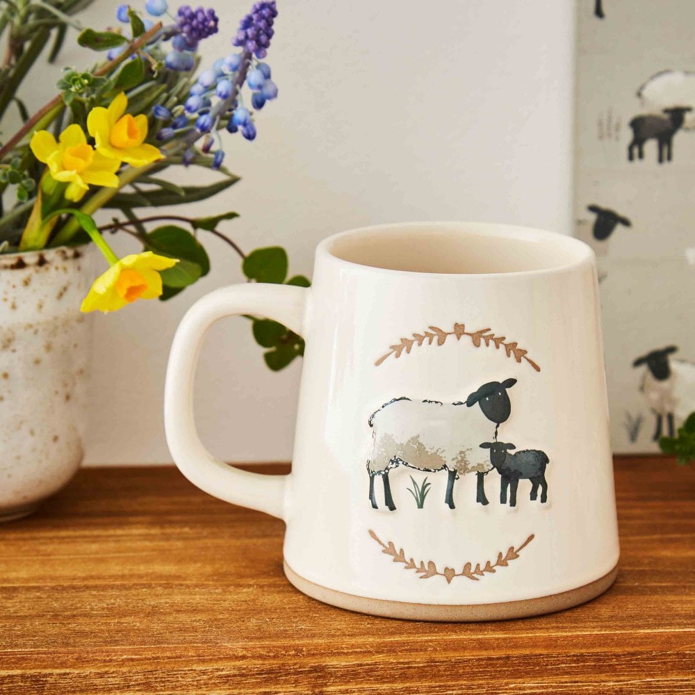 HIGHLAND SHEEP REVERSE CONICAL MUG