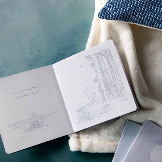 Winnie The Pooh Book And Blanket Set/2