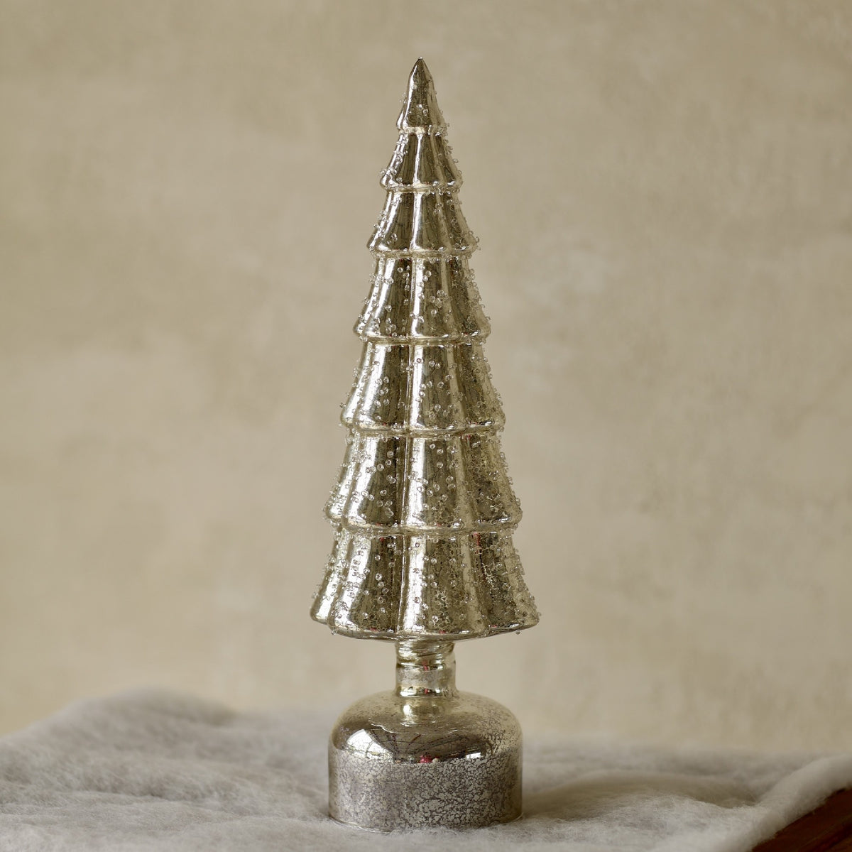 Xmas Tree Glass 36cm Rotating Led Tree With Mercury