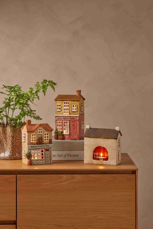 Tealight House Coffee House