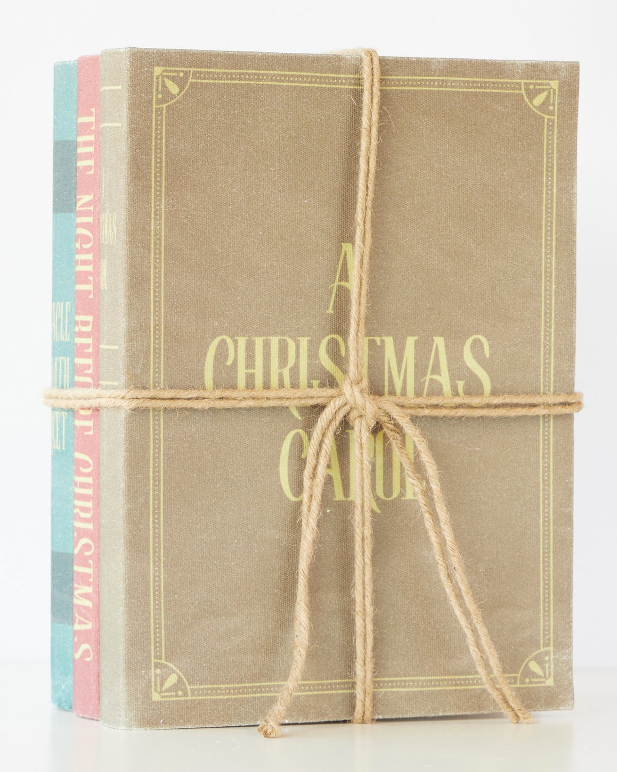 CHRISTMAS BOOKS  CLASSICS ORNAMENTAL